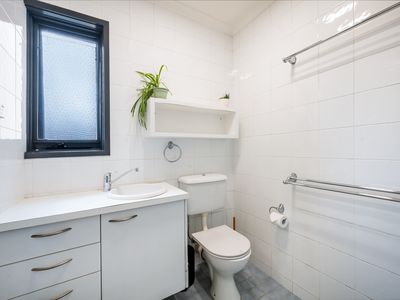 8 / 3 Garran Place, Garran