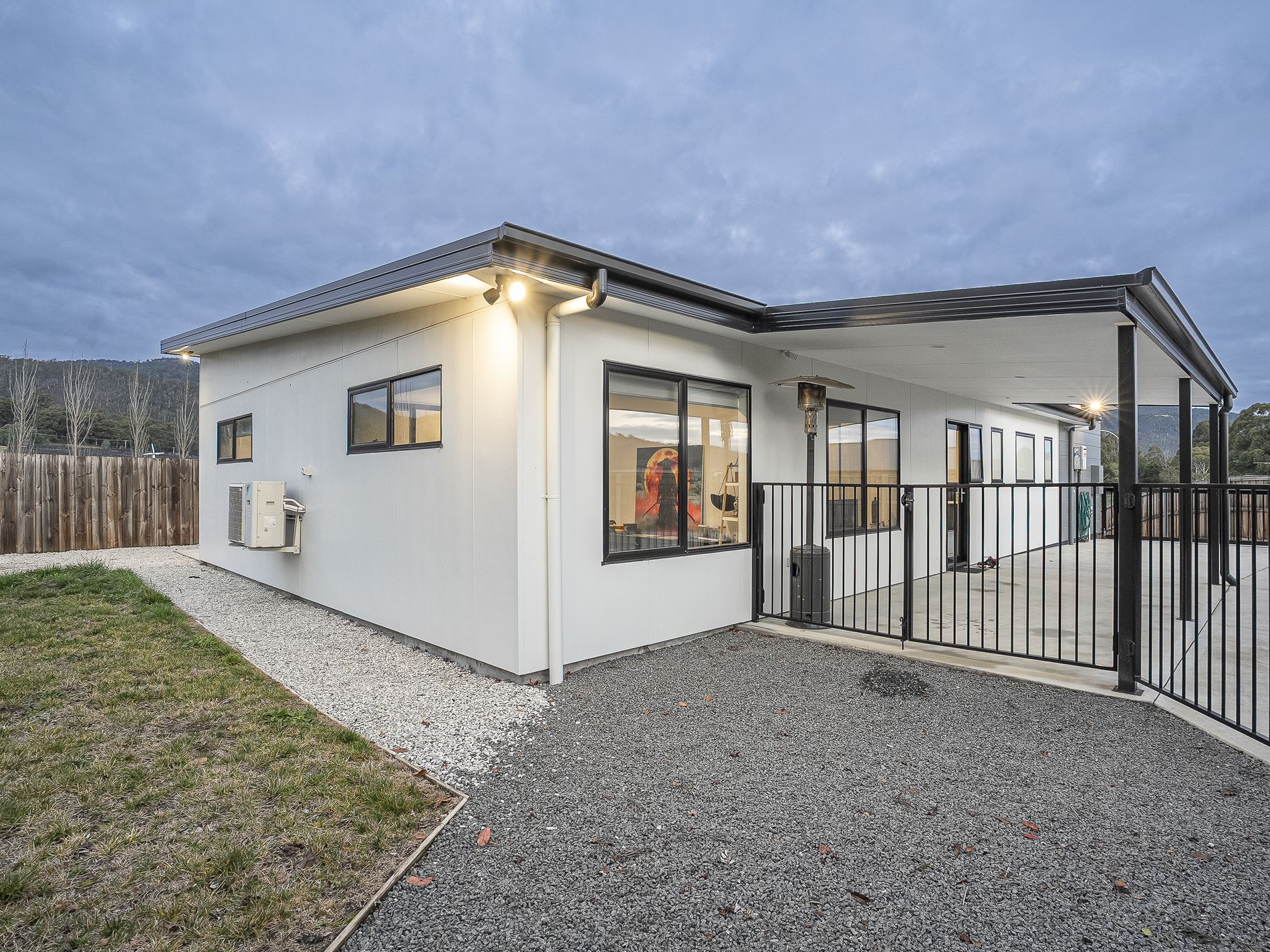 15 Debra Place, Huonville