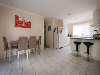 5 Linmac Court, Hampton Park