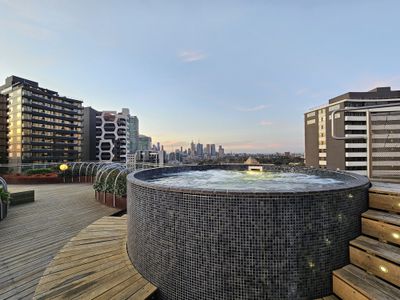 1710 / 35 Albert Road, Melbourne