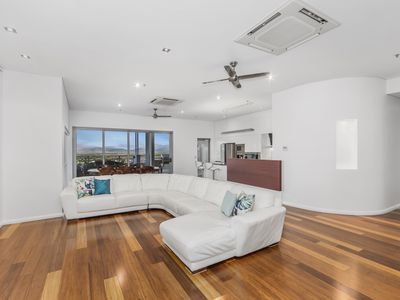 1601 / 122 Walker Street, Townsville City