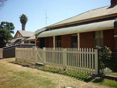 68 Macleay Street, Dubbo
