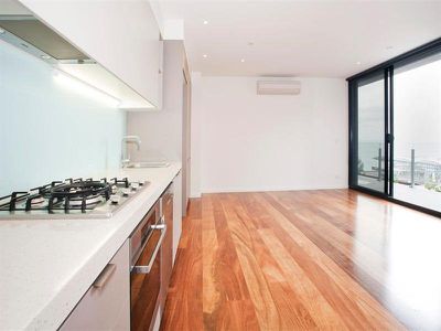 104 / 100 Western Beach Road, Geelong