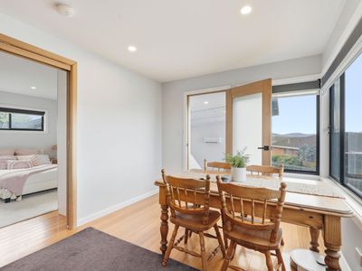10 Midway Street, Midway Point
