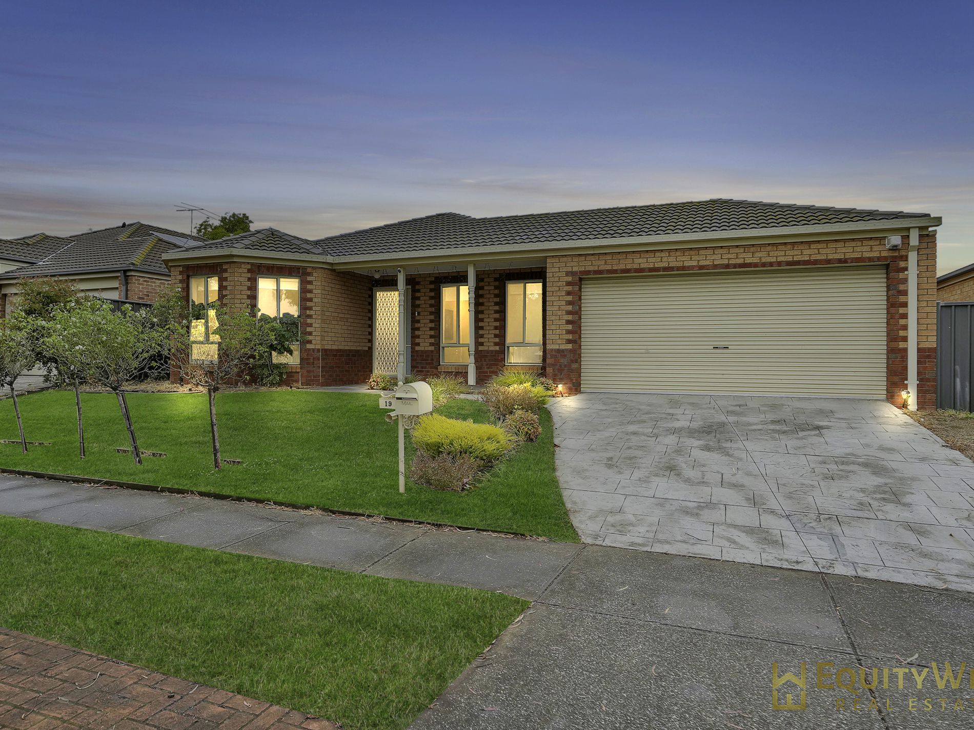 19 Dawson Crescent, Manor Lakes | Equity Wise Real Estate