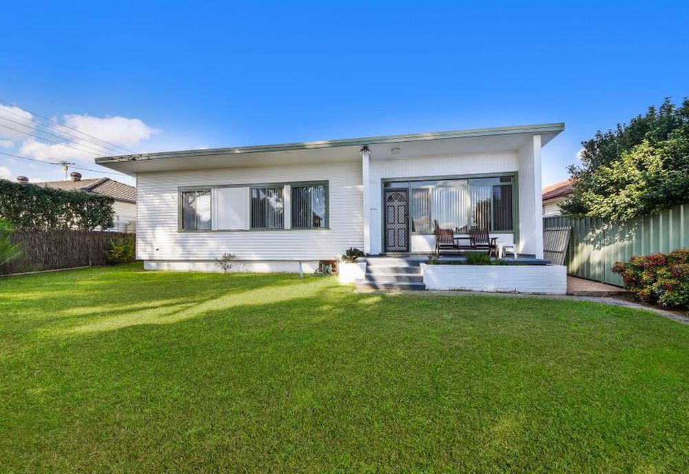 104 Bardia Parade, Holsworthy