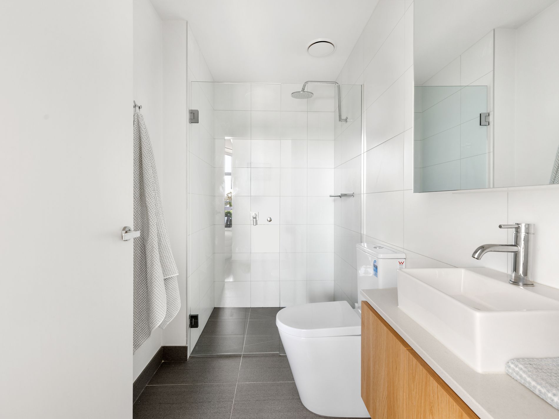 303 / 110 Roberts Street, West Footscray