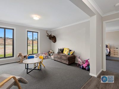 7 Maple Tree Boulevard, Mansfield