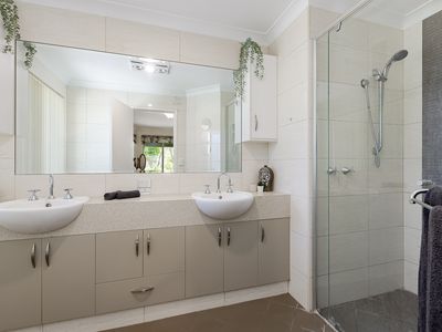 8 Boronia Road, Banjup