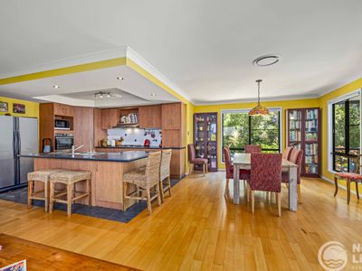 18 Flinders Way, Ocean Shores