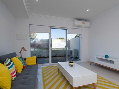 #2/90 Albert Street, Osborne Park