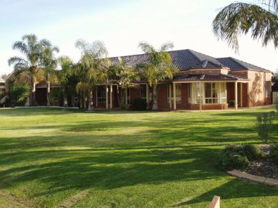27 ROVIRAS ROAD, Cohuna