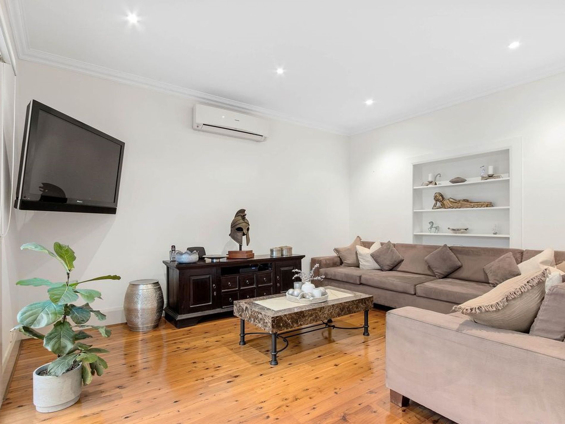 15 Kenyon Road, Bexley