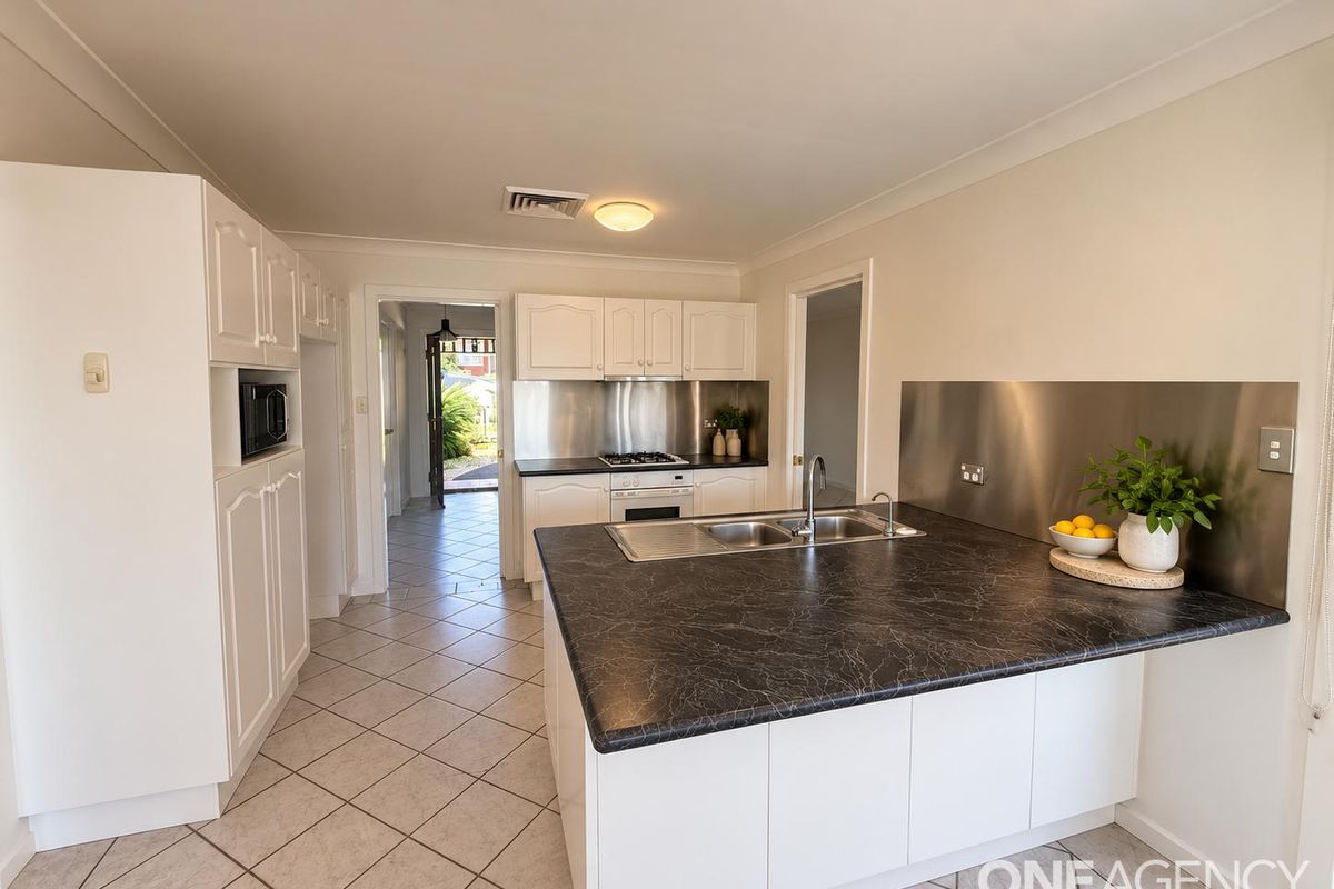30 Lanhams Road, Winston Hills
