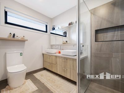 17A Myrtle Grove, Doveton