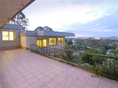 31 Yakola Parade, Alexandra Headland