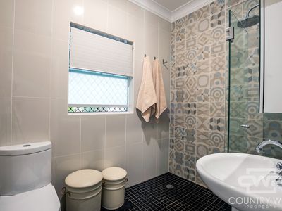 169 Macquarie, Glen Innes