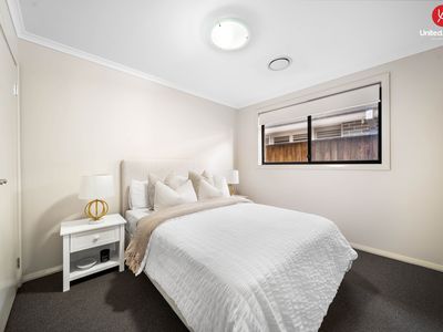 3 Dobroyd Drive, Elizabeth Hills