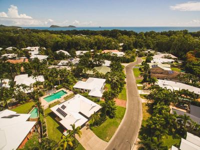 12 Bramble Street, Clifton Beach