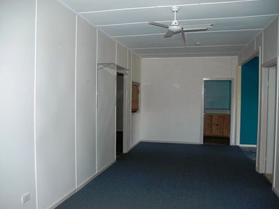 176 Kingfisher street, Longreach