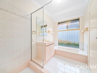 13 Woodspring Trail, Canning Vale