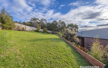 4 Chloe Court, Beaconsfield