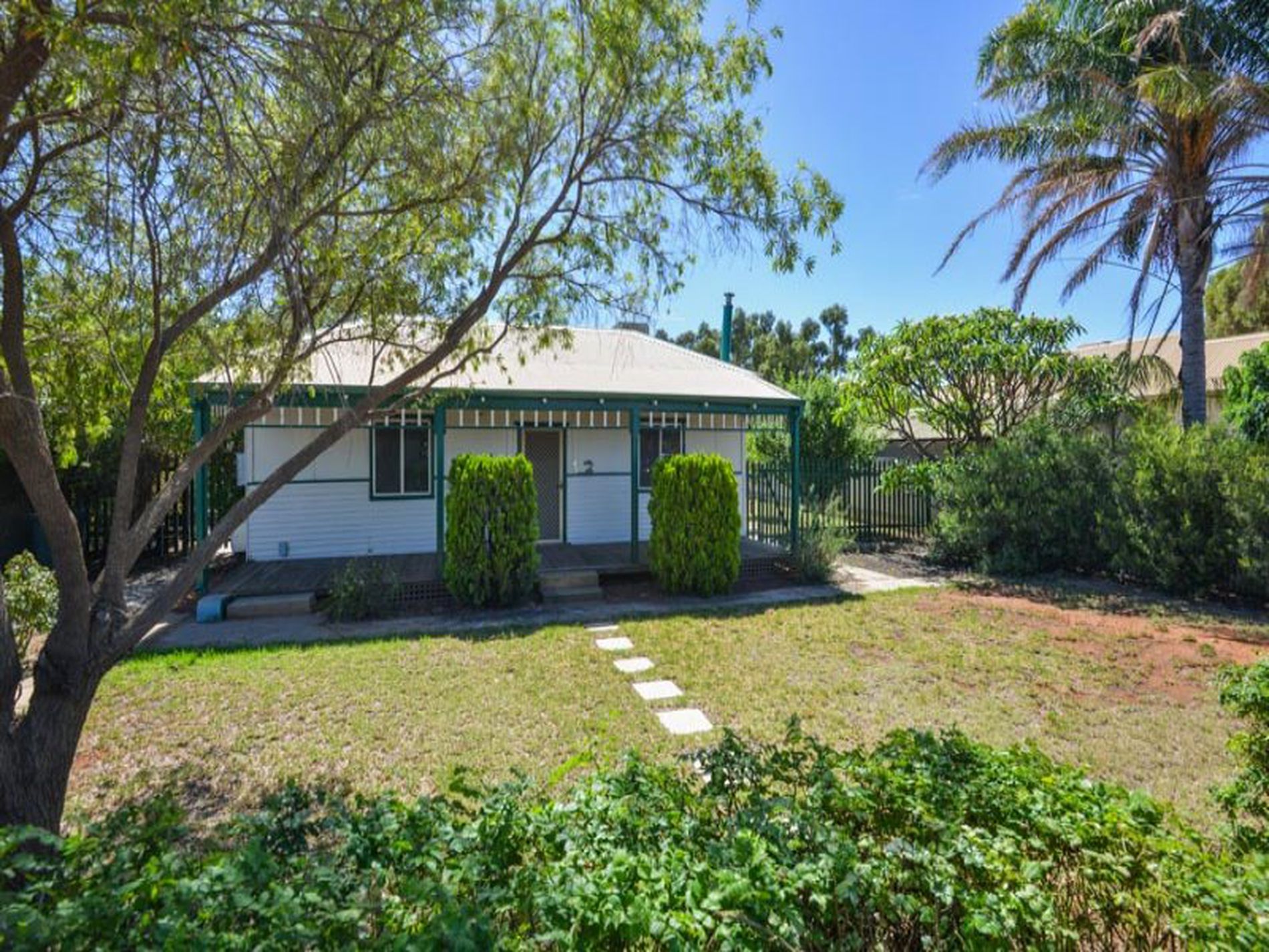 43 Federal Road, Boulder