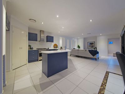 7 Brush Box Place, Wakerley