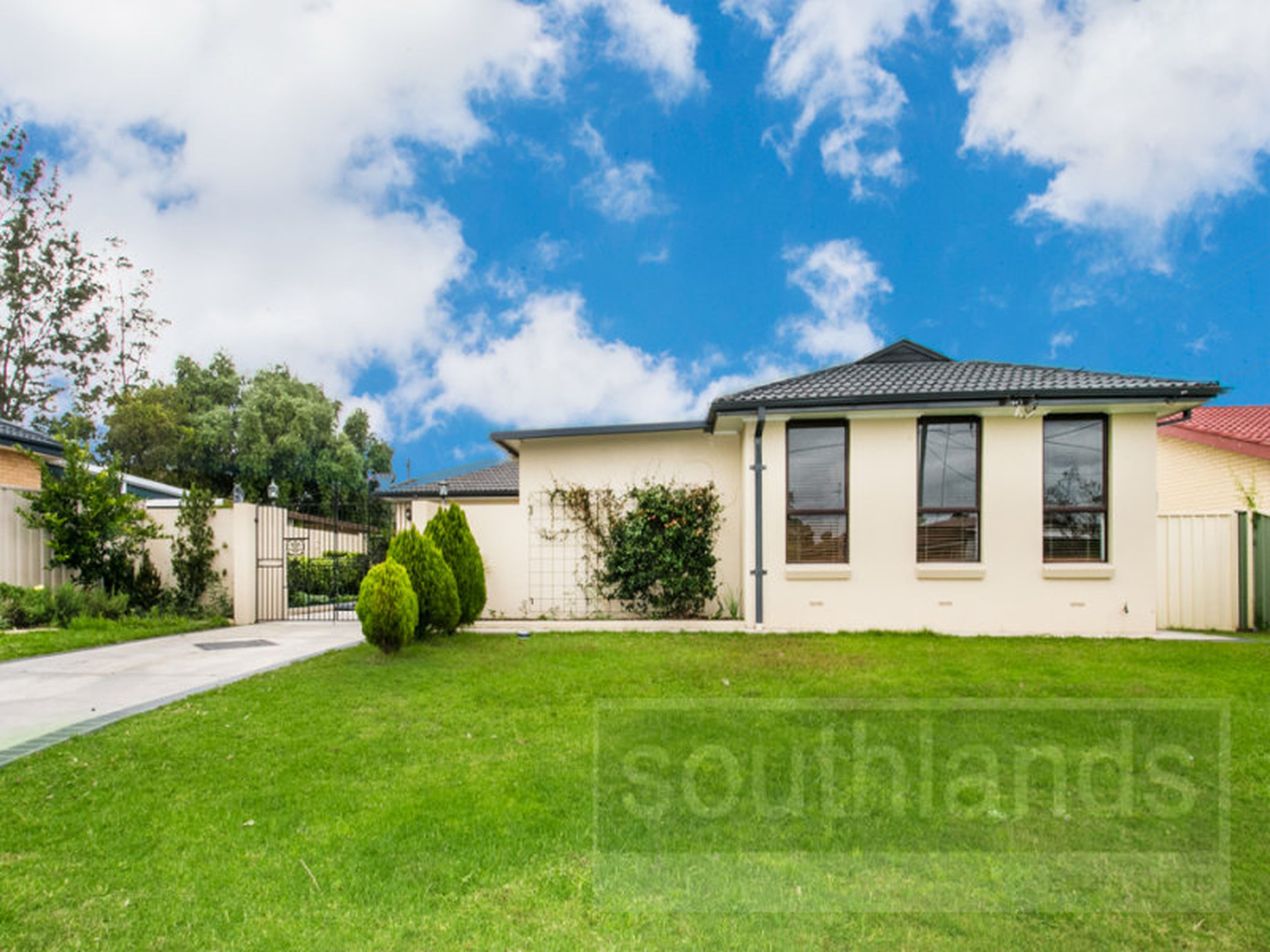 32 Treetops Avenue , SOUTH PENRITH