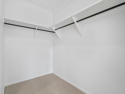 22 Garnet Court, Chambers Flat