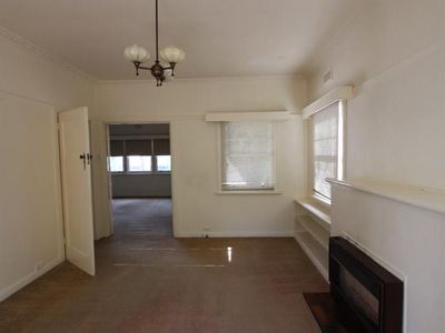 50 Fairview Avenue, Newtown