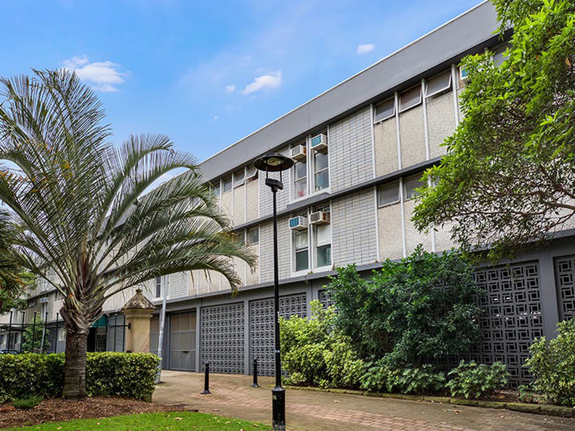 32 / 19-23 Forbes Street, Woolloomooloo