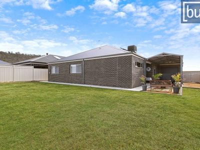 12 Mcdougall Gr, Wodonga