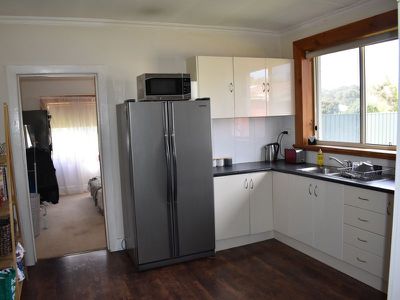 10 Peters Street, Tantanoola