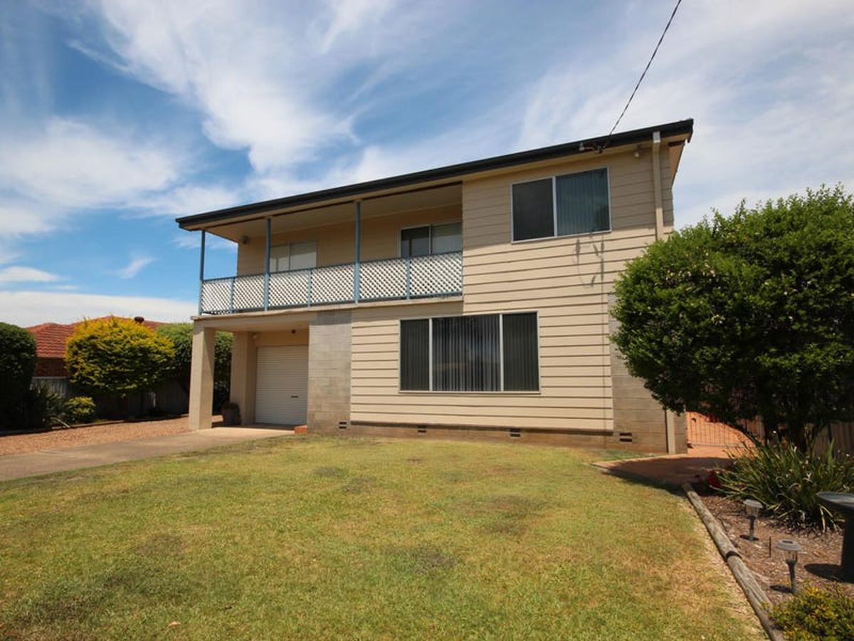 6 Clemenceau Crescent, Tanilba Bay Portside Real Estate