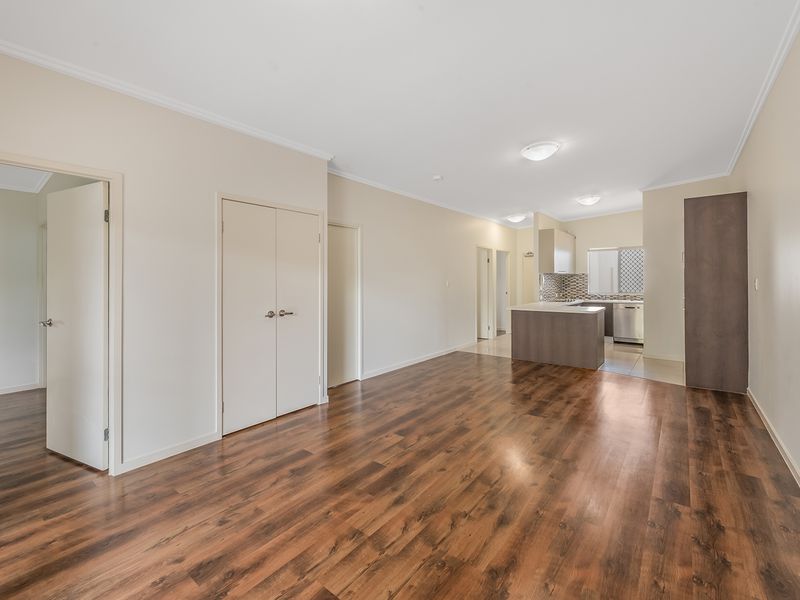 4 / 320 Wynnum Road, Norman Park