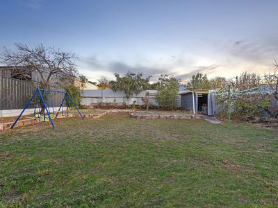 20 Frontenac Avenue, Panorama