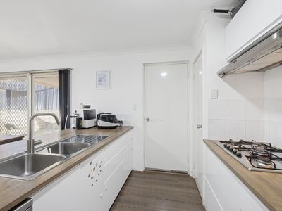 5 Sanford Court, Lockridge