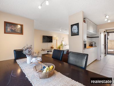 2 / 4 Lawrence Street, Como