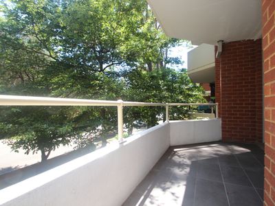 1 / 33 The Strand, Rockdale