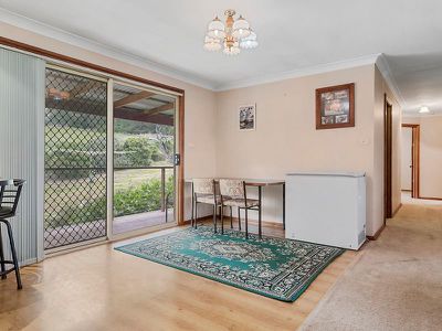 42 Autumn Road, Cradoc