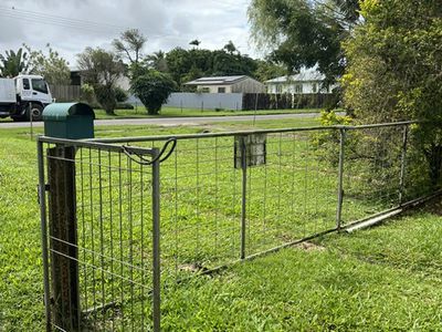 14 OAK STREET, Goondi Bend