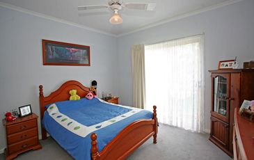 25-27 Grant Court, Beaconsfield Upper