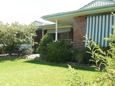 14 Jemmy Place, Tamworth