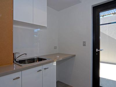 4/8 Sorrento Street, North Beach