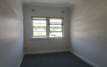 4 / 1 Barker  St, Kingsford