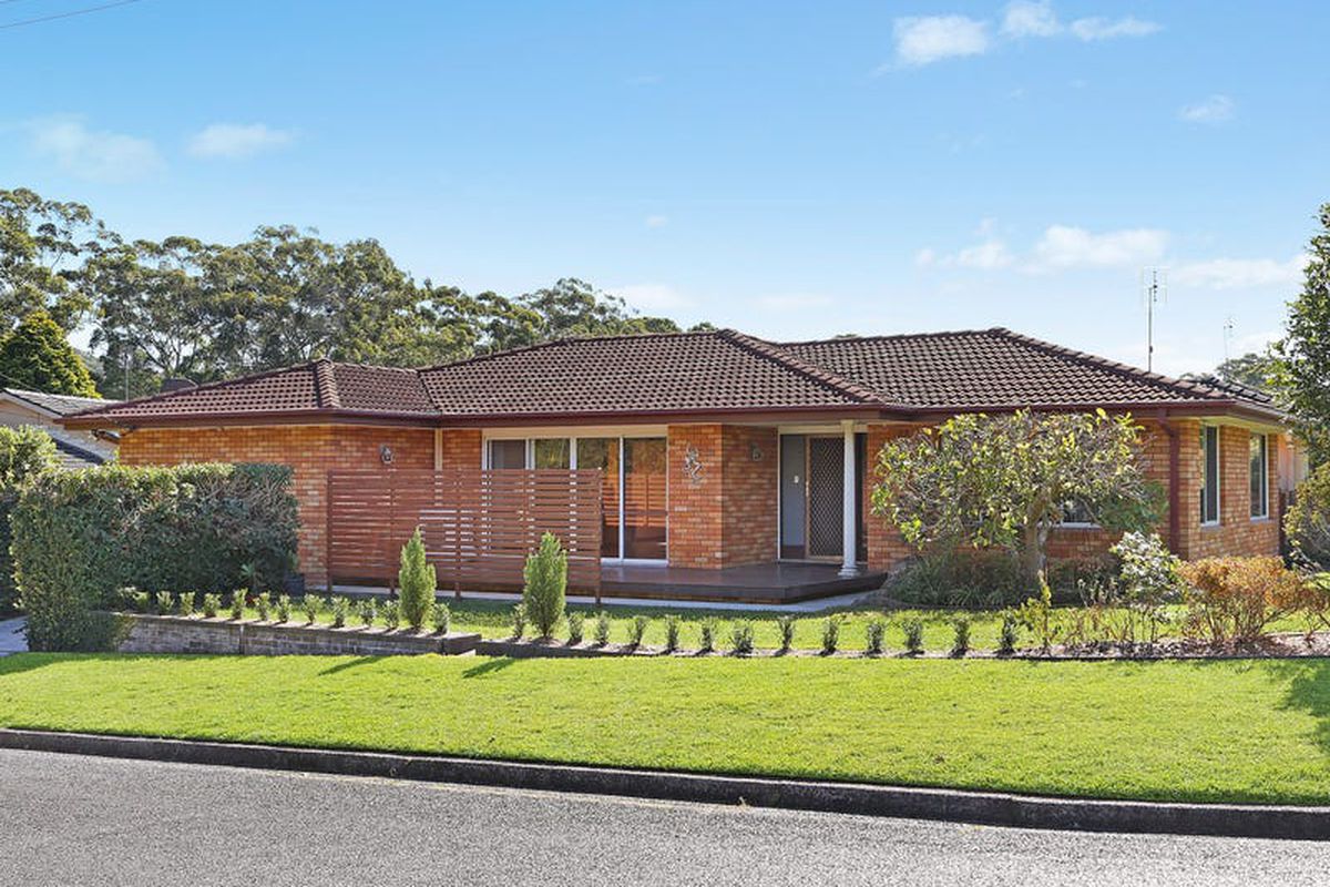 2 Della Close, Narara