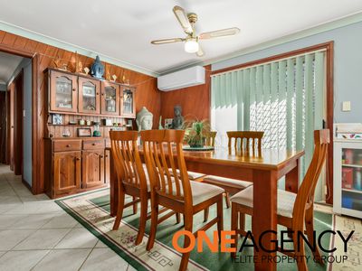 16 Dorothy Avenue, Basin View