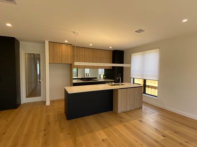 13 Anton Grove, Flemington