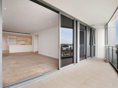 706 / 96 Bow River, Burswood